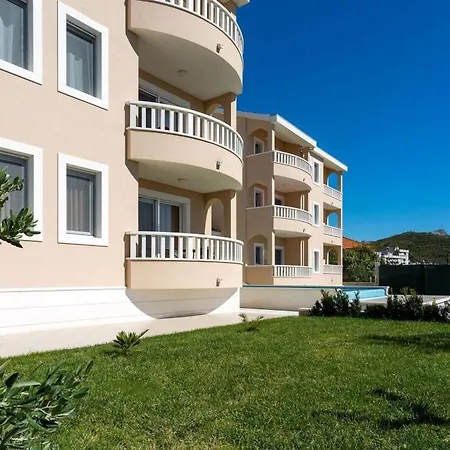 In Mit Grosser Terrasse By Interhome * Dugi Rat